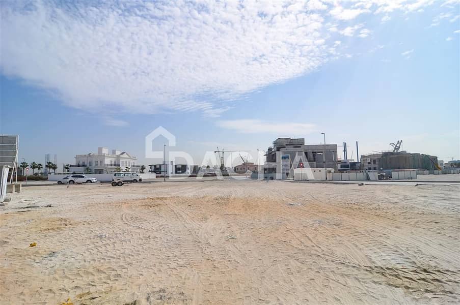 5 Freehold Land / Double Plot / AED 550 sqft Only