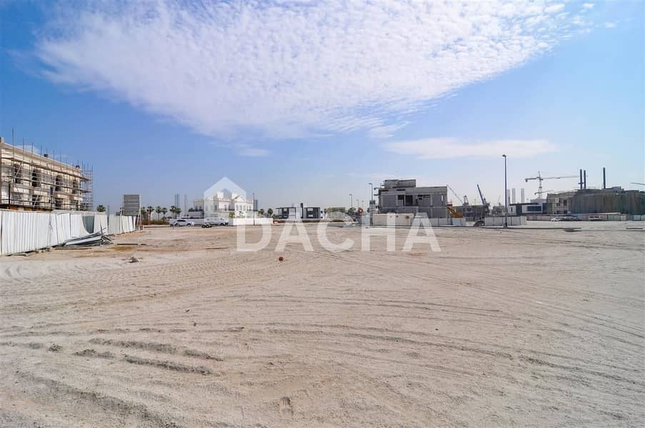 7 Freehold Land / Double Plot / AED 550 sqft Only