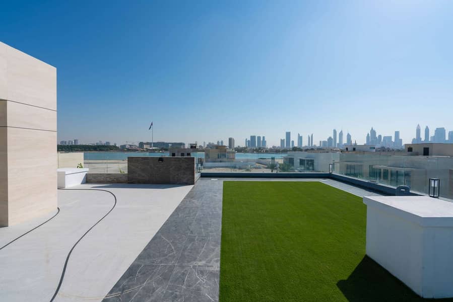 28 One of Dubai's Most Beautiful Contemporary Villas