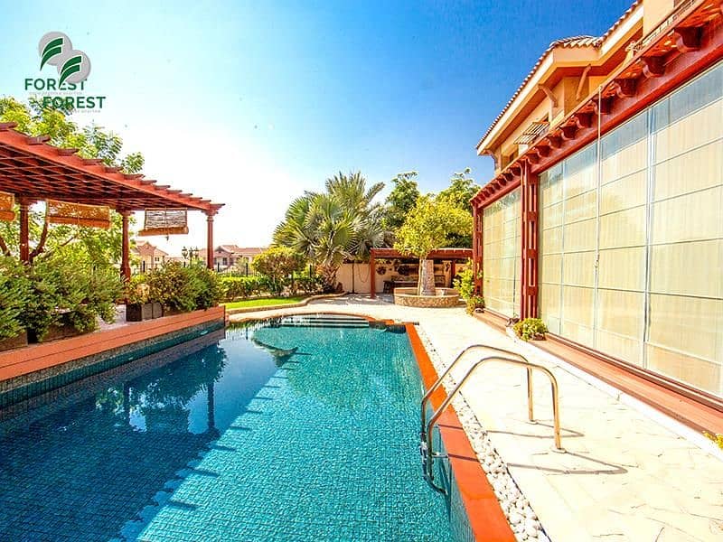 27 Full Lake View | 5BR + M | Private Pool and Garden