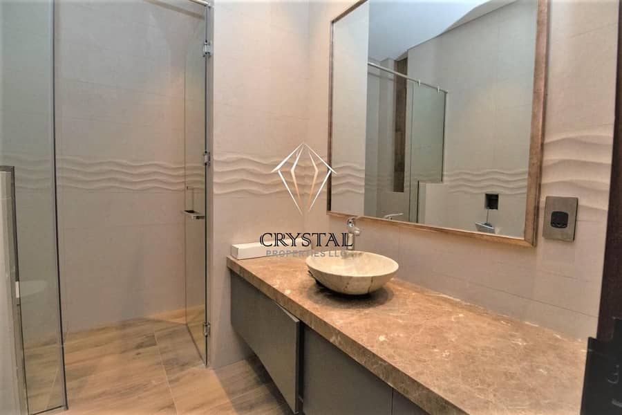 10 Luxury 6BR Villa | Prime Location | Pearl Jumeirah