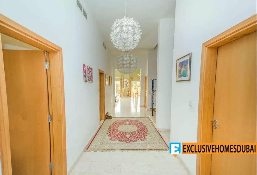 Вилла в Вилла，Центро, 5 спален, 3699999 AED - 4352984