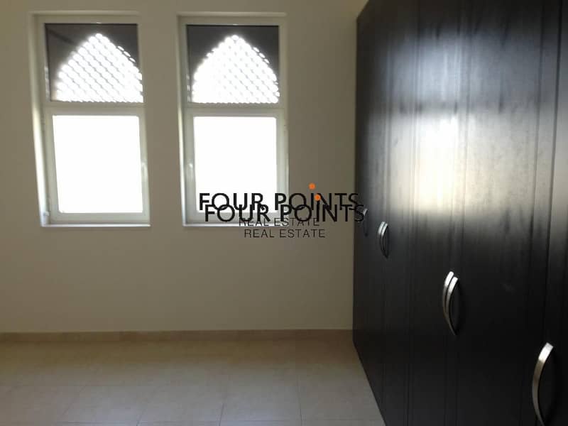 11 3BR+M Regional Small Villa in Jumeirah Park
