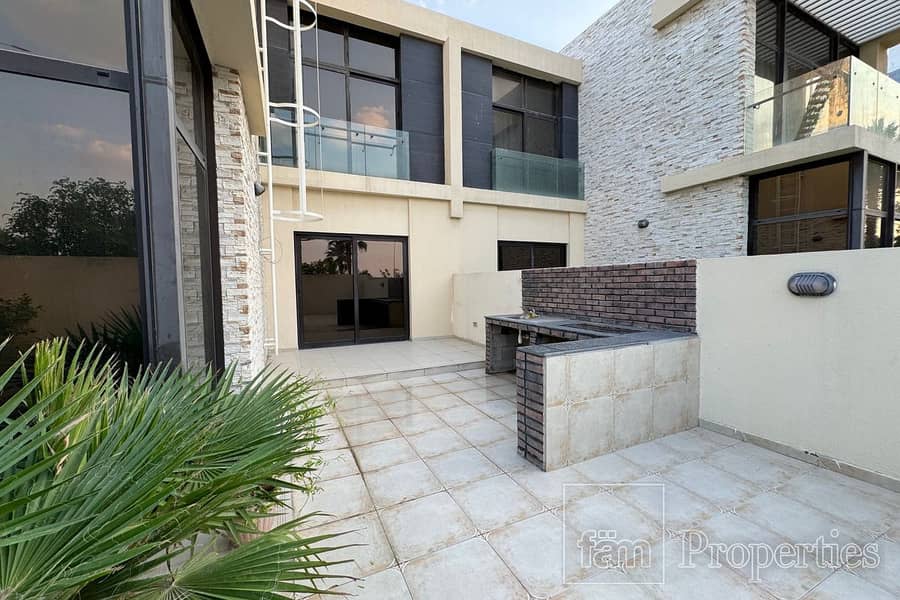 Brookfield 1 large plot 5br villa Brookfield 1 large plot 5br villa