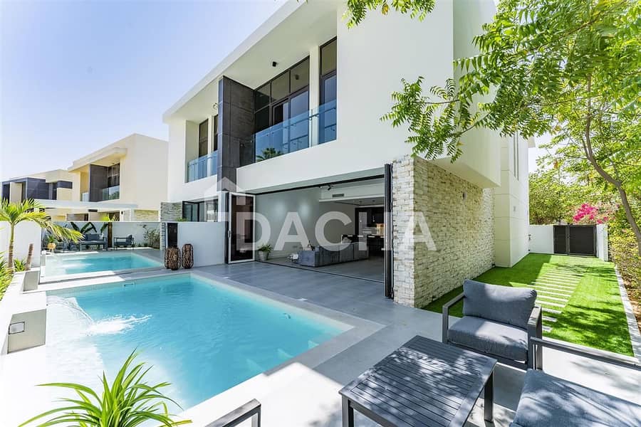 4 Bedroom / Custom / Private Pool 4 Bedroom / Custom / Private Pool