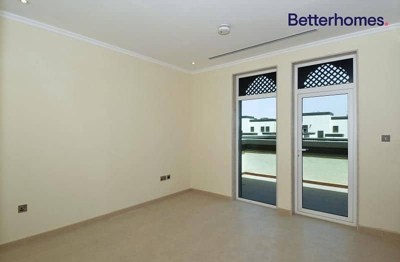 Three Bedroom Regional Small villa in Jumeirah Park