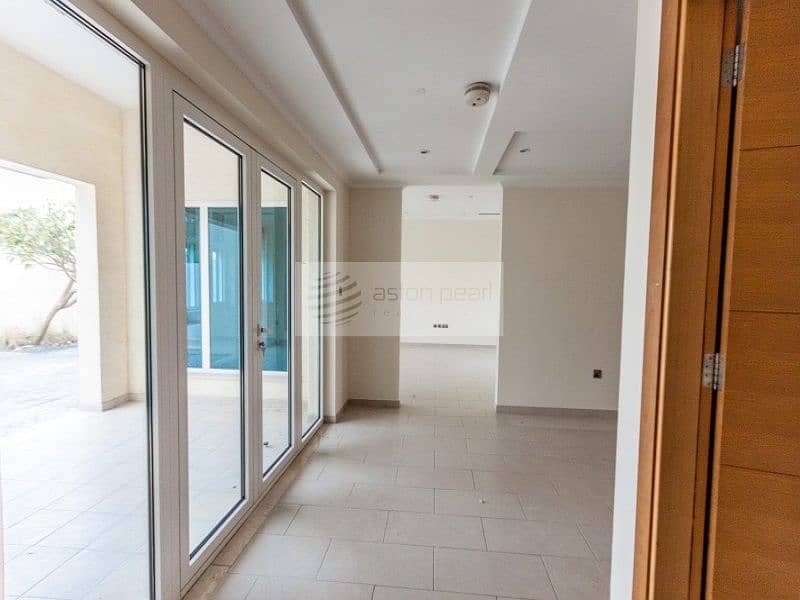 3 Single Row  Villa|Facing Park | Close to Carrefour