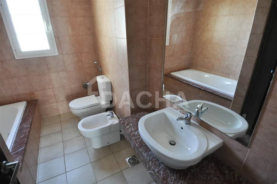 13 PRIVATE / Upgr. To 2Br / Vacant 10th Apr