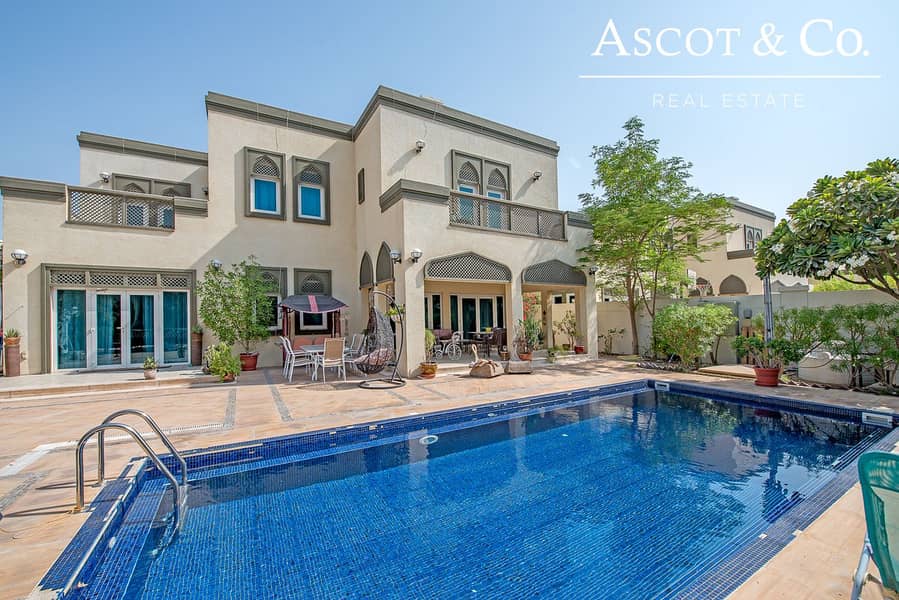 Immaculate Regional 5 Bed | Private Pool