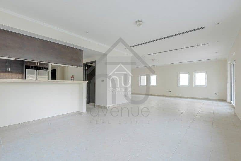 5 Exclusive 3 Bed Large | Private Pool | District 6