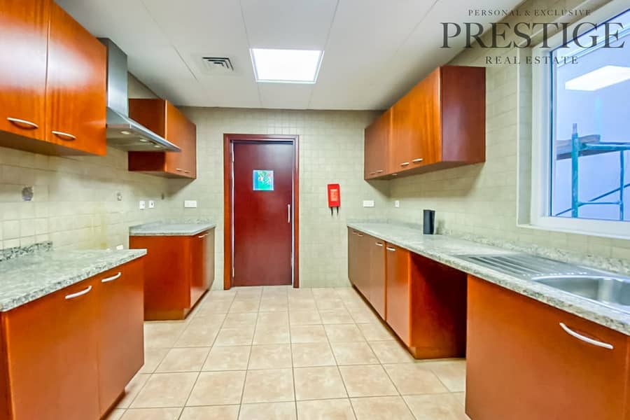 19 Park Facing | Vacant on Transfer| 4 Beds