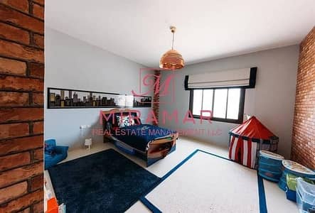 FULLY FURNISHED LARGE VILLA IN COMPOUND FULLY FURNISHED LARGE VILLA IN COMPOUND
