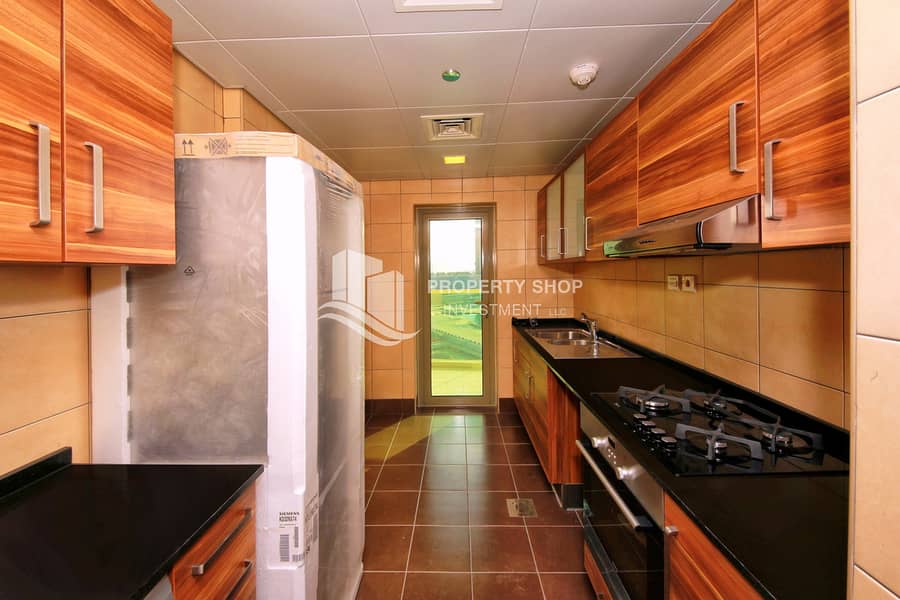 5 1-br-apartment-al-reem-island-shams-abu-dhabi-beach-tower-b-kitchen-1. JPG