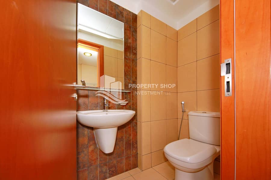 11 1-br-apartment-al-reem-island-shams-abu-dhabi-beach-tower-b-powder-room. JPG