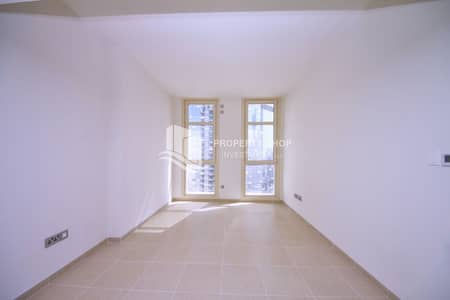 1 Bedroom Flat for Sale in Al Reem Island, Abu Dhabi - 1-bedroom-apartment-al-reem-island-shams-abu-dhabi-mangrove-place-living-area-1. JPG