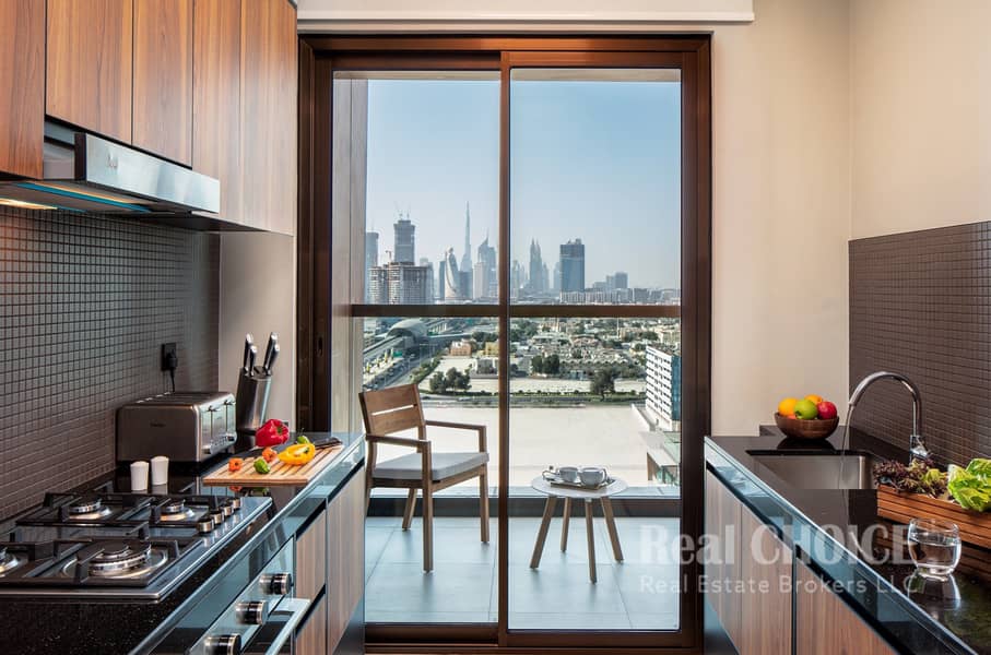 4 Apartment Kitchen with Burj View K1ALP1. jpg