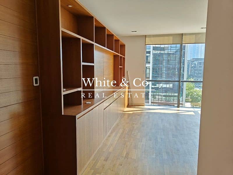 Large Layout | 3 Bed + Maids | Burj View