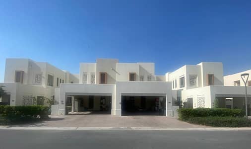 3 Bedroom Villa for Sale in Reem, Dubai - Upgraded 3 Bed | Study And Maids | Extended