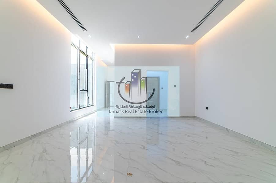 Brand new villa for rent in AL KHAWANEEJ 6 BHK Brand new villa for rent in AL KHAWANEEJ 6 BHK