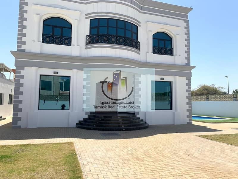 Wonderful villa for rent in al khawaneej 5 BHK with private pool Wonderful villa for rent in al khawaneej 5 BHK with private pool