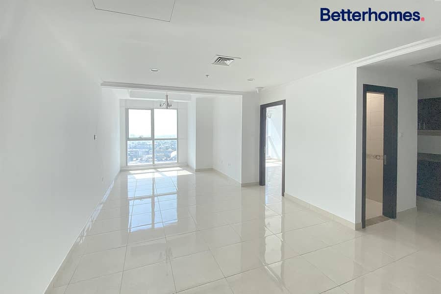 Panoramic Views | Canal Side Location | Vacant Panoramic Views | Canal Side Location | Vacant