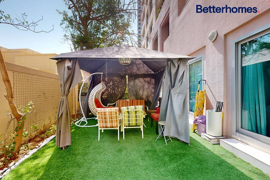 Upgraded | Unique | w/private Garden Upgraded | Unique | w/private Garden