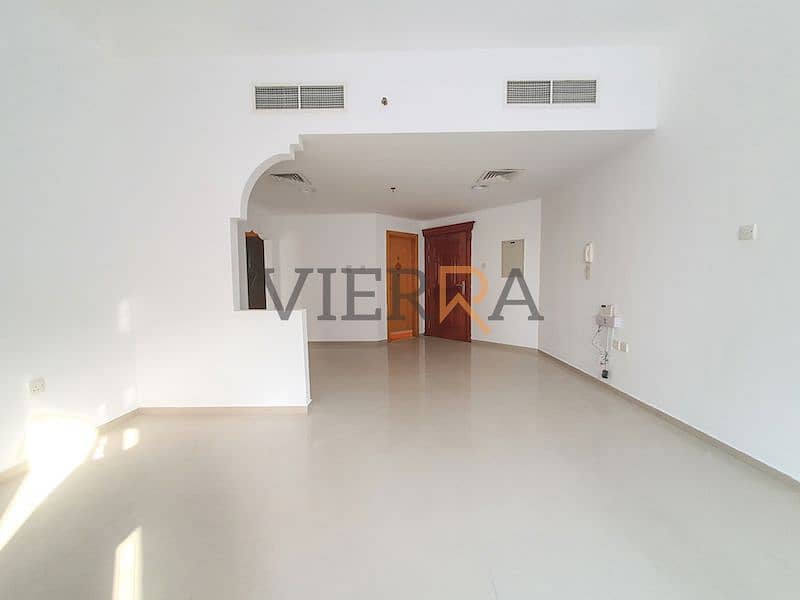 Spacious | Ready To Move In | Closed Kitchen Spacious | Ready To Move In | Closed Kitchen