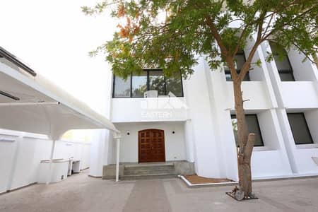 5 Bedroom Villa for Rent in Al Khalidiyah, Abu Dhabi - Property 5 Bedroom Villa for Rent in Al Khalidiyah, Abu Dhabi - Property