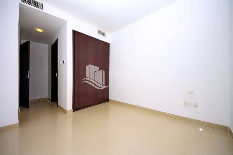 11 2-bedroom-apartment-al-reem-island-shams-abu-dhabi-sky-tower-plus-1-bedroom. JPG