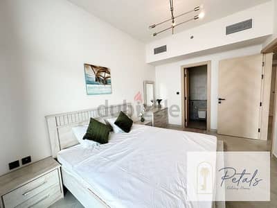 1 Bedroom Flat for Rent in Al Jaddaf, Dubai - 🌟 Embrace Urban Sophistication: Short-Term Retreats at Binghatti Avenue, Al Jaddaf! 🌆✨