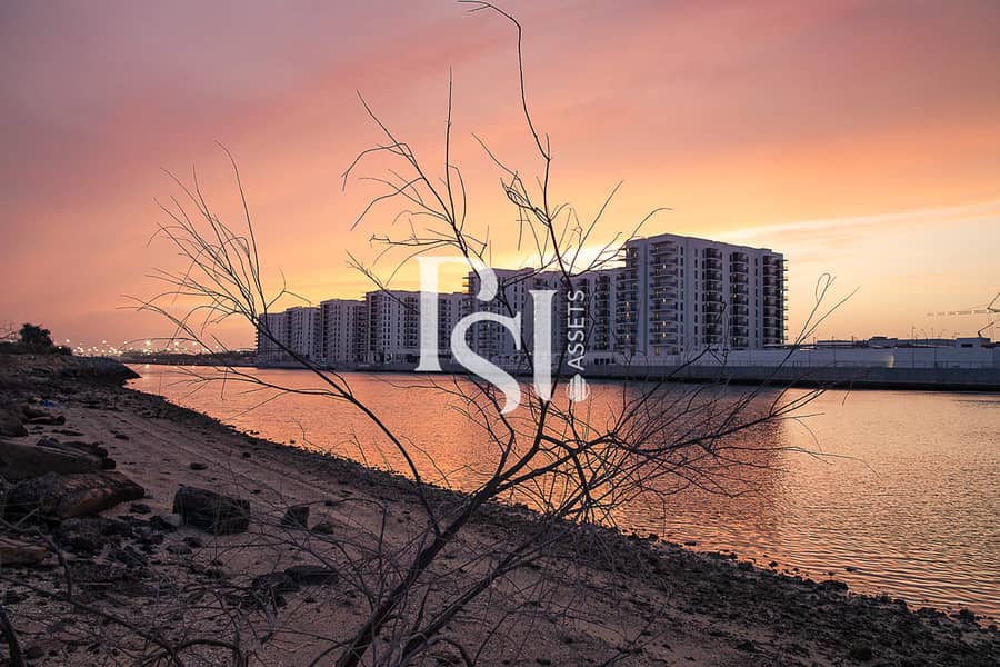 8 yas-water-edge-yas-island-abud-habi-community-property-image-sunset-view (11). jpg