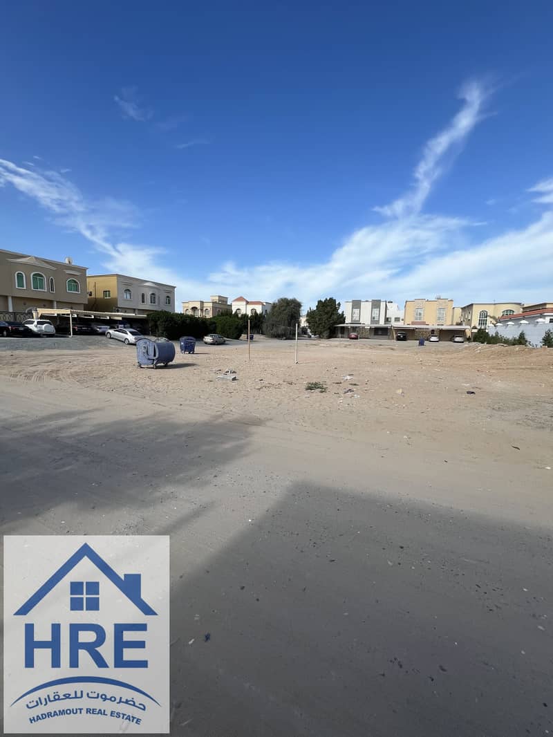 A plot of land for sale in Ajman, Al Mowaihat area, 2, a very distinctive piece, close to all services and close to the mosque