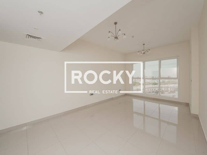 2 B/R with Kitchen Appliances | Pool & Gym 2 B/R with Kitchen Appliances | Pool & Gym