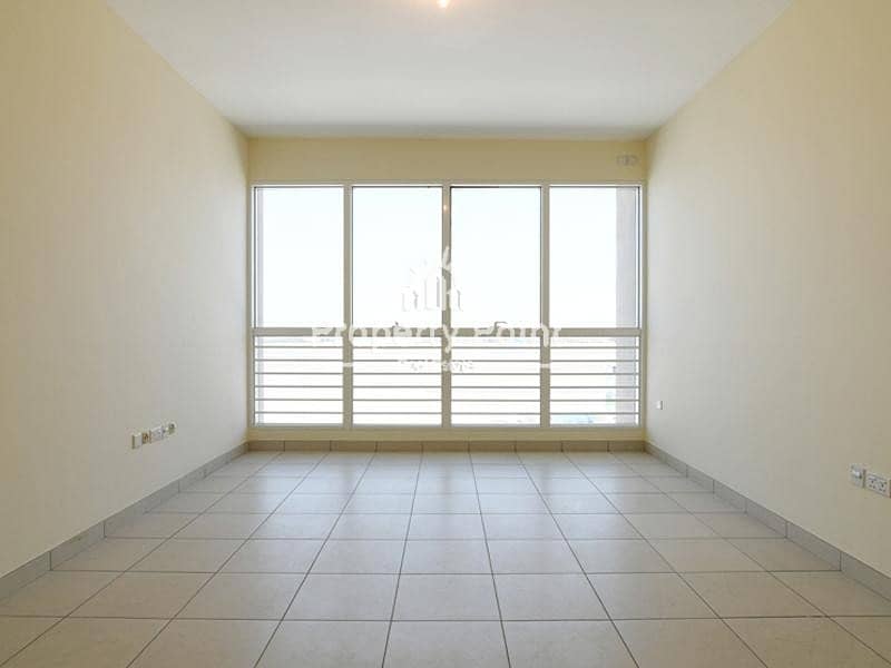 Best Offer For Very Nice 1 Bedroom Apartment In Rawdhat w/ C.Parking