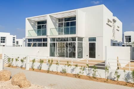 READY NOW| 4 Bedroom Villa Large plot READY NOW| 4 Bedroom Villa Large plot
