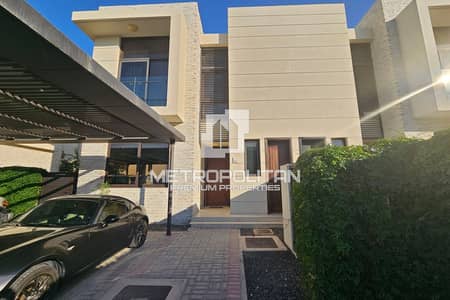 3 Bedroom Villa for Sale in DAMAC Hills, Dubai - Most Popular layout | Highly Demanded | VOT