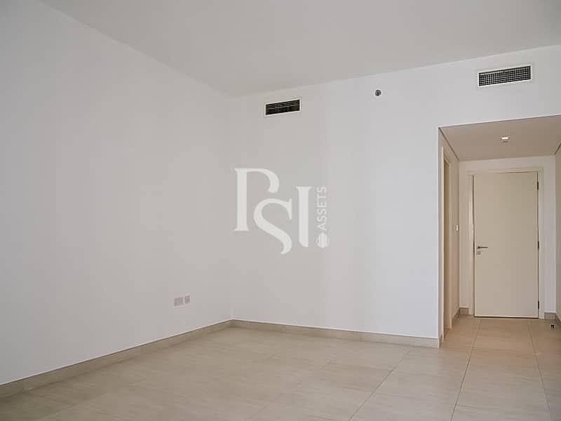 7 the-bridges-shams-abu-dhabi-al-reem-island-living-area (2). JPG