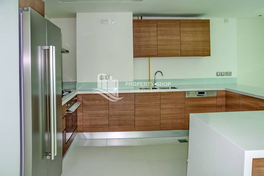 3 4-bedroom-apartment-al-raha-beach-al-bandar-al-naseem-a-kitchen-3. JPG