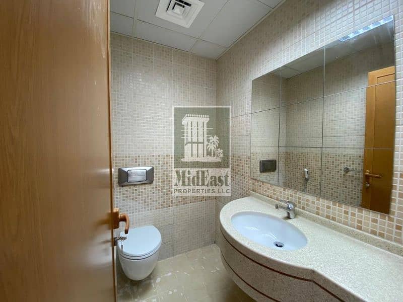 8 bathroom 2. jpg