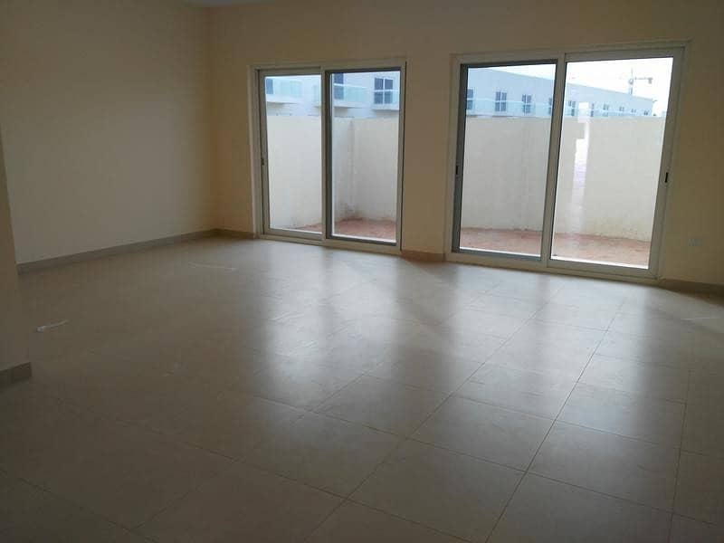 3BED ROOM TOWN HOUSE BLOCK ( A)  68K