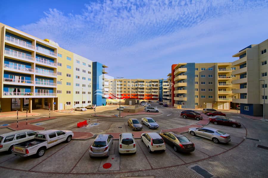 2 abu-dhabi-al-reef-downtown-community-parking. JPG