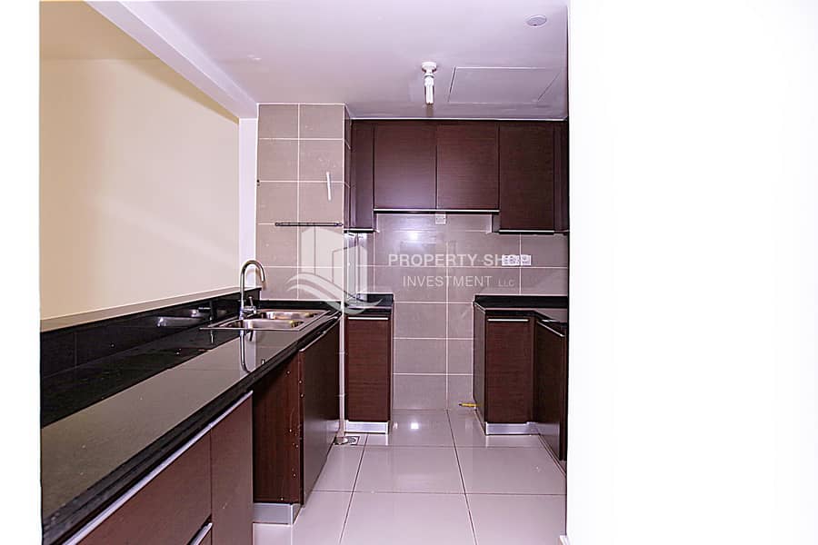 3 2-bedroom-apartment-al-reem-island-marina-square-marina-heights-2-2-kitchen 1. JPG