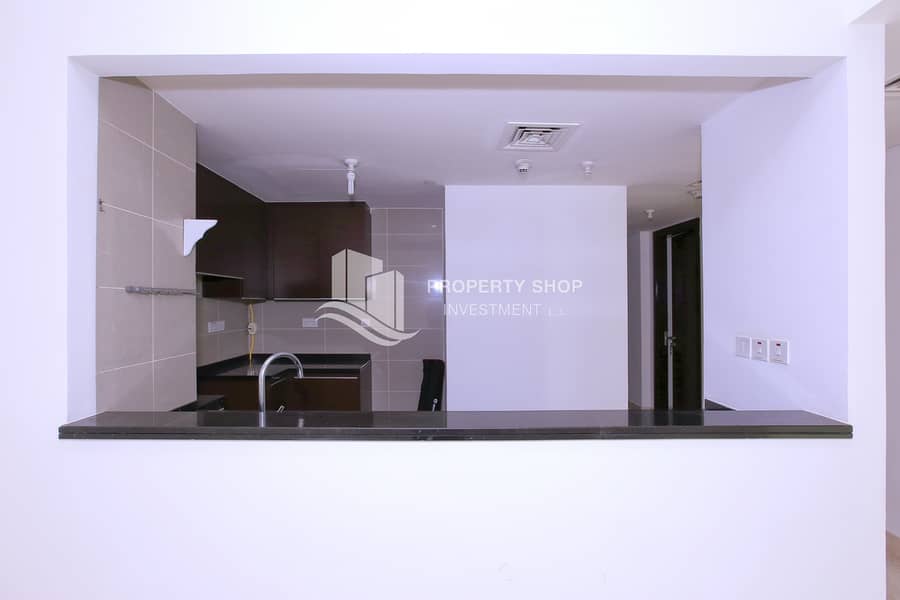 5 2-bedroom-apartment-al-reem-island-marina-square-marina-heights-2-2-kitchen 2. JPG