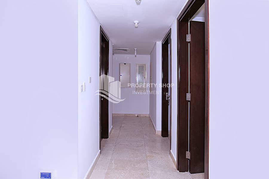 10 2-bedroom-apartment-al-reem-island-marina-square-marina-heights-2-2-foyer. JPG
