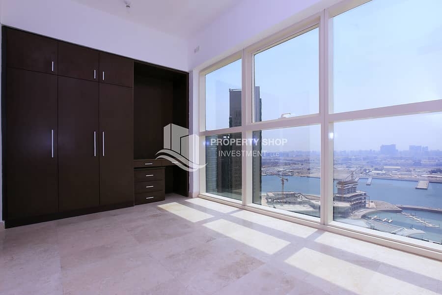 2 1-bedroom-apartment-al-reem-island-marina-square-marina-heights-2-closet. JPG