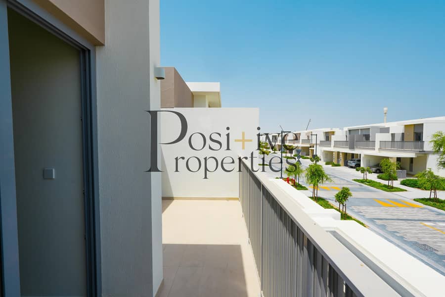 Best Price | Single Row | 25 mins to Downtown Best Price | Single Row | 25 mins to Downtown