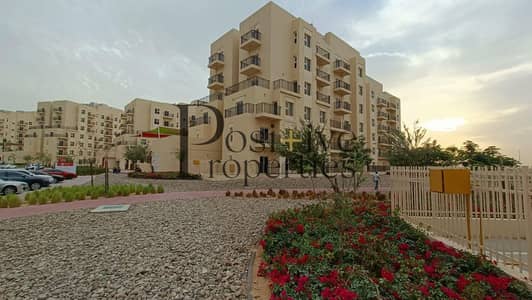 1 Bedroom Flat for Rent in Remraam, Dubai - Pool & Gym on Podium- Equipped Kitchen-Lower Floor