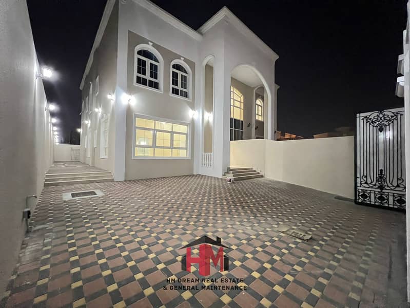 فیلا في بني ياس شرق،بني ياس 4 غرف 145000 درهم - 8244941 فیلا في بني ياس شرق،بني ياس 4 غرف 145000 درهم - 8244941