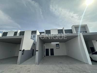 4 Bedroom Townhouse for Rent in Dubailand, Dubai - Brand New I I Vacant I Corner Unit