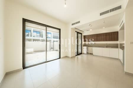 3 Bedroom Townhouse for Rent in Dubai South, Dubai - Chiller Free | Brand New | With Private Backyard